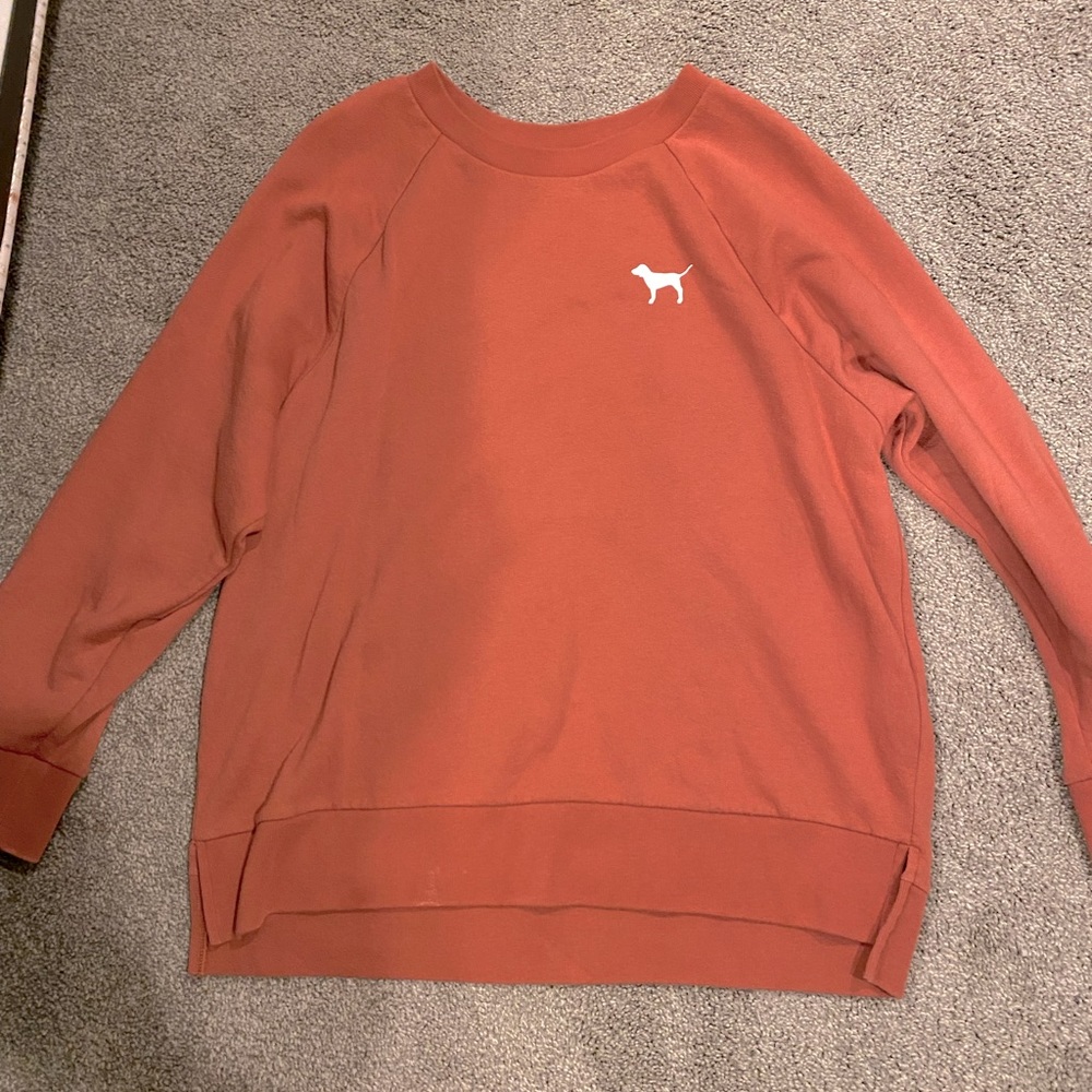 Oversized pink crewneck!! Dark pink blush color. Super comfy!!